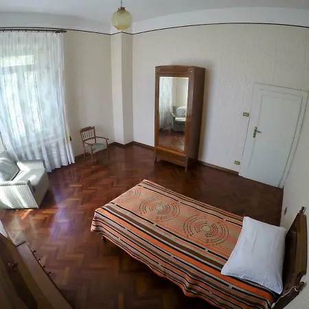 Villino Con Ampio Giardino E Parcheggio Esclusivi Casa vacanze *